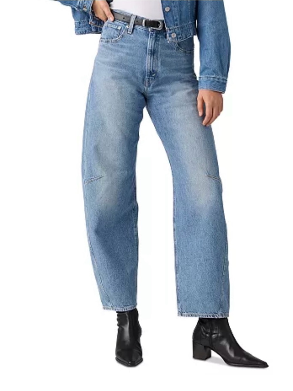 Levi’s Cinch High-Rise Barrel-Leg Jeans